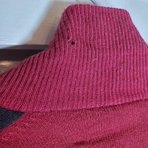 Juicy Couture Cashmere Zip Up Sweater Cardigan Size Medium Burgundy Red *FLAWS* - Picture 12 of 12